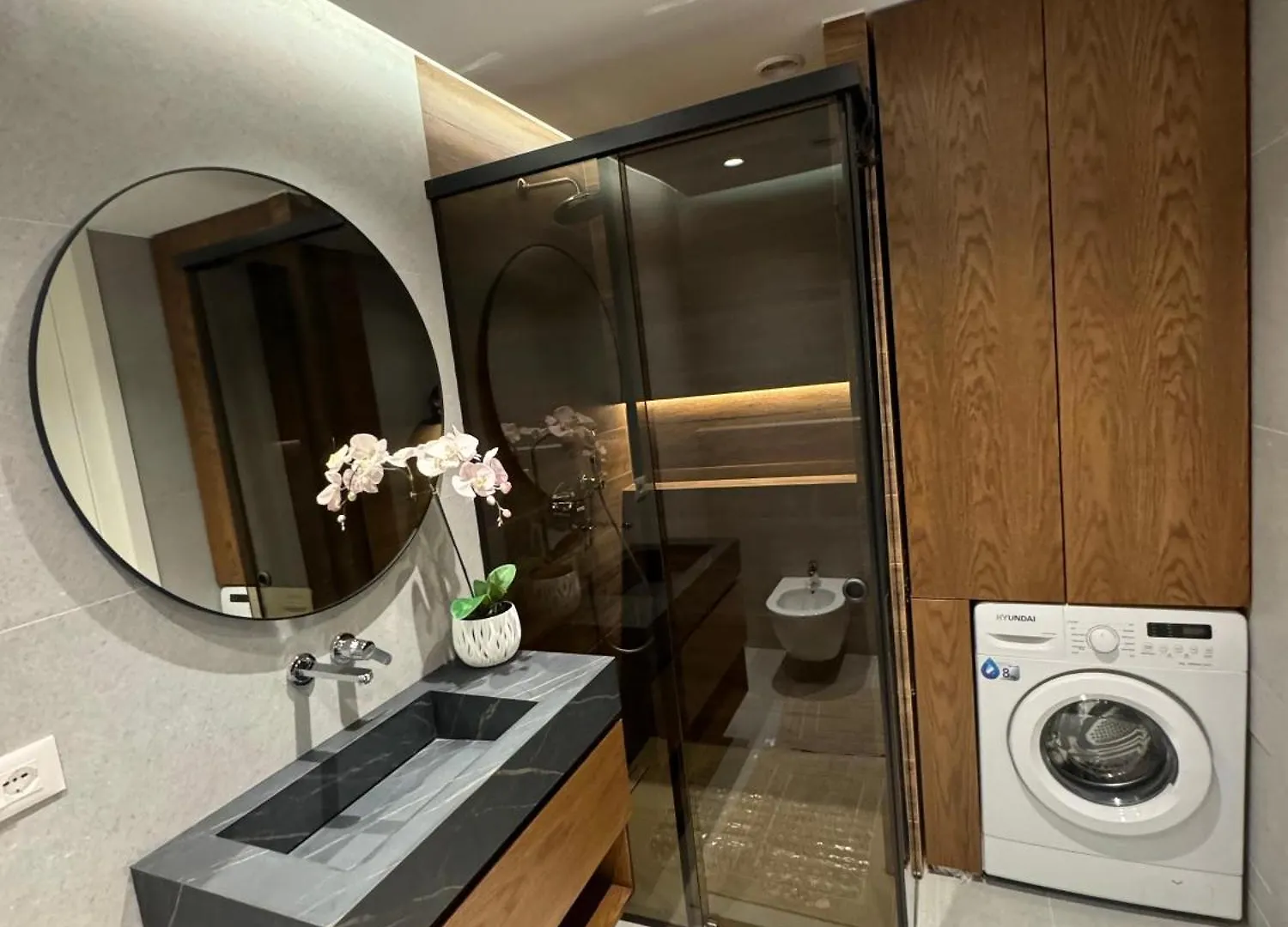 شقة Adam'S House تيرانا