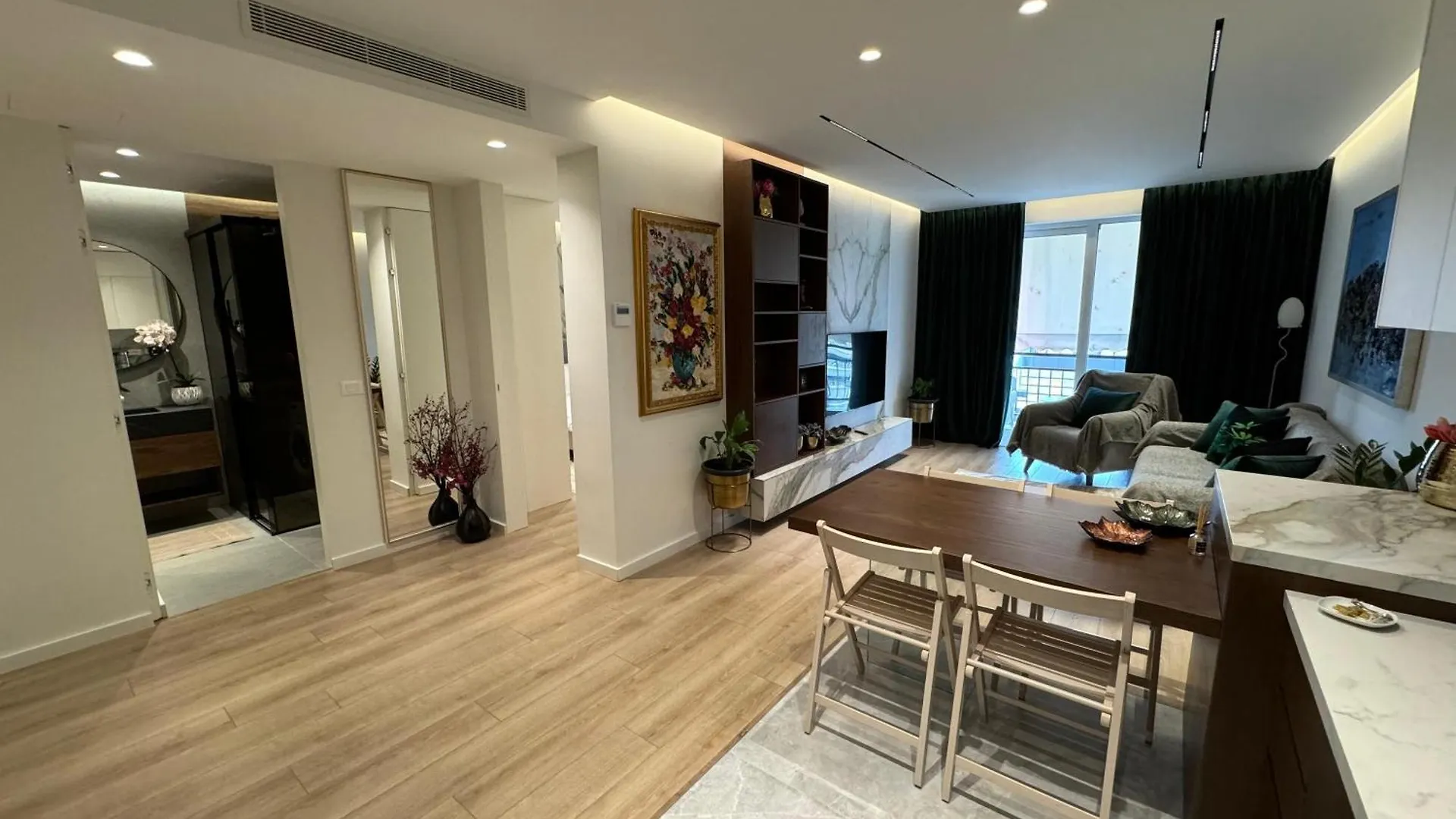 شقة Adam'S House تيرانا